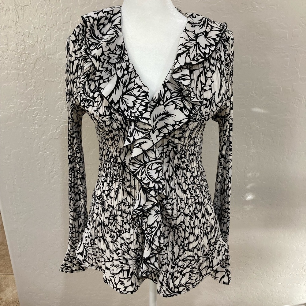 Fred David  Women’s Black and White Ruffled Stretch Pleated Blouse Size L